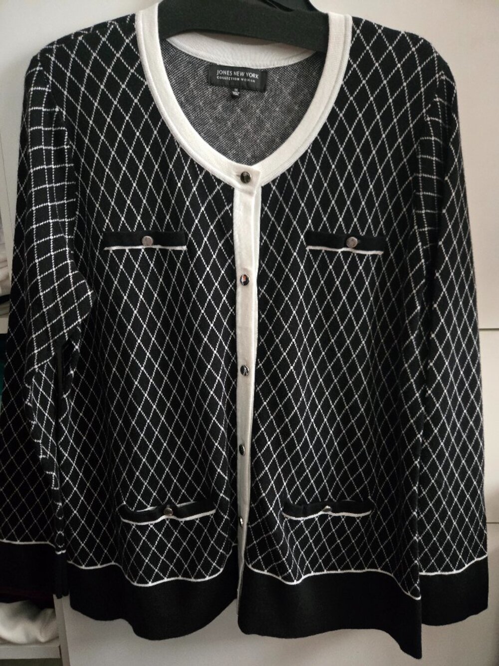 EUC Jones New York Cardigan - Knit w/Silver Buttons  - Size 1X
